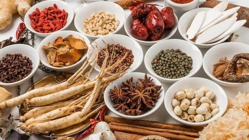 Chữa phồng lồi đĩa đệm bằng Đông y – Giải pháp an toàn, tận gốc